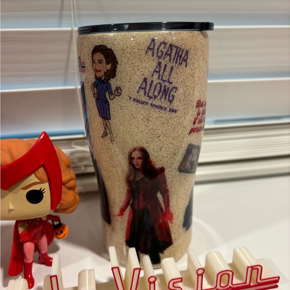 Wanda Vision Lot - Picture 4 of 7